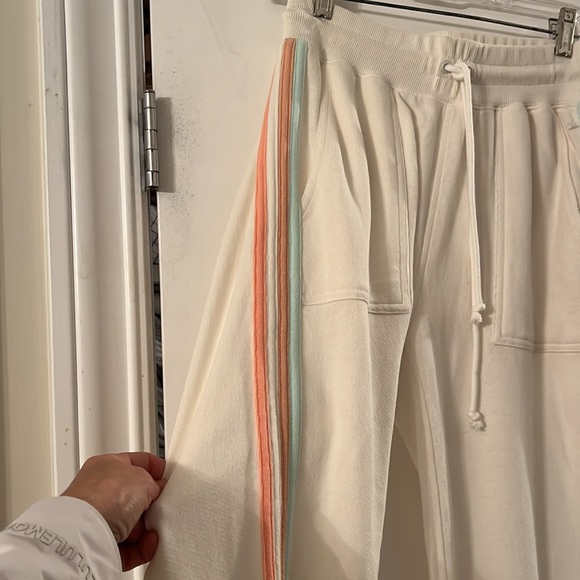 NEW Faherty joggers - Picture 6 of 11